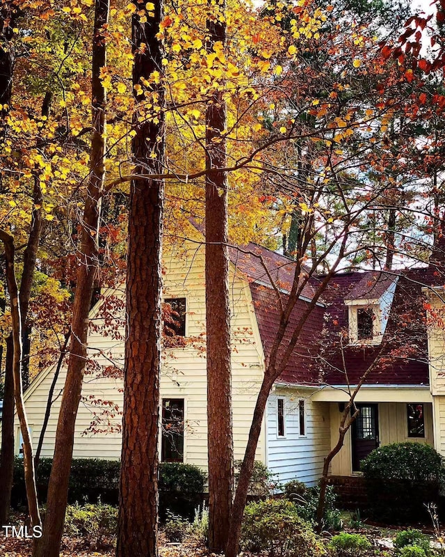 view of side of home