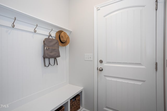 1048 Flagler St, Durham, NC 27713 - view of mudroom