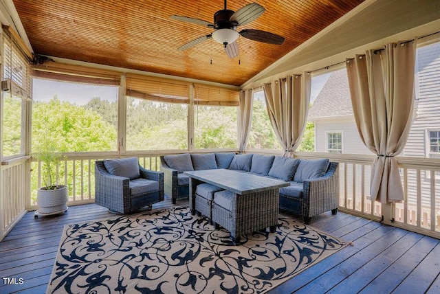 sunroom / solarium with outdoor lounge area, vaulted ceiling, and ceiling fan