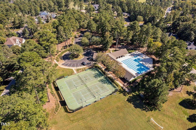 39 Forked Pine Ct, Chapel Hill, NC 27517 - aerial view of a pool