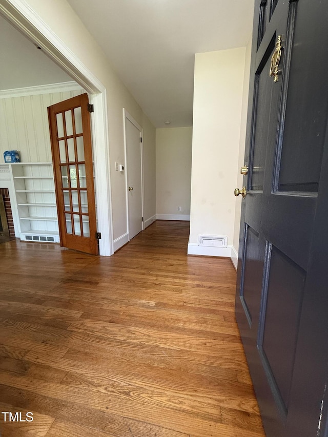 420 Rodwell St, Warrenton, NC 27589 - foyer entrance featuring wood finished floors and baseboards