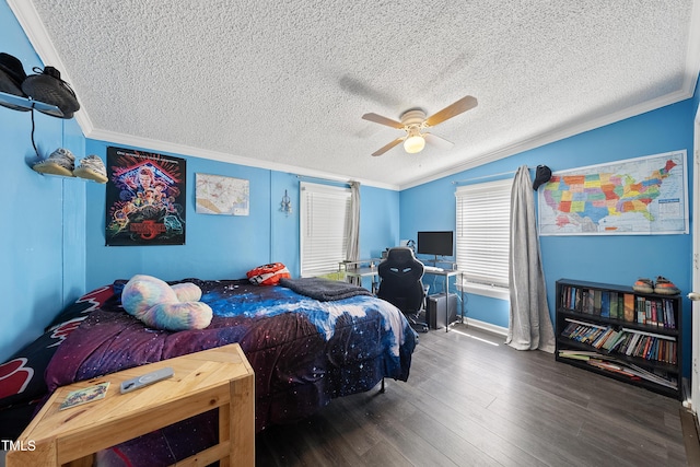 109 Winding Creek Dr, Youngsville, NC 27596 - bedroom with ornamental molding, a textured ceiling, wood finished floors, a ceiling fan, and baseboards