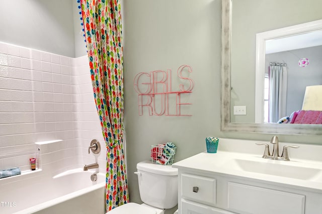 full bath featuring toilet, vanity, and shower / bath combo with shower curtain