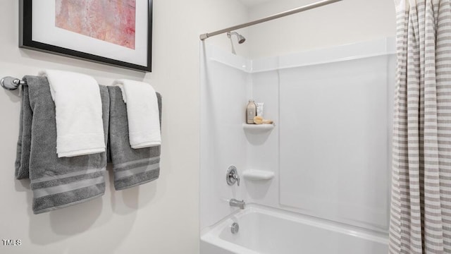 816 Bullhorn Dr, Wake Forest, NC 27587 - bathroom with shower / bathtub combination with curtain