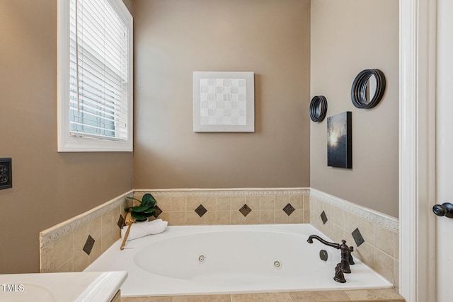 182 Brendamoore Ct, Fuquay Varina, NC 27526 - full bath featuring a tub with jets