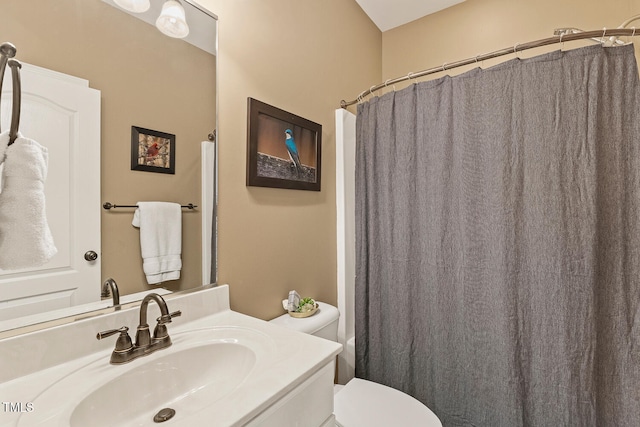 182 Brendamoore Ct, Fuquay Varina, NC 27526 - bathroom with toilet, vanity, and a shower with curtain