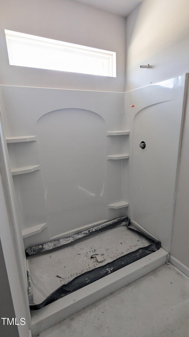bathroom featuring a shower