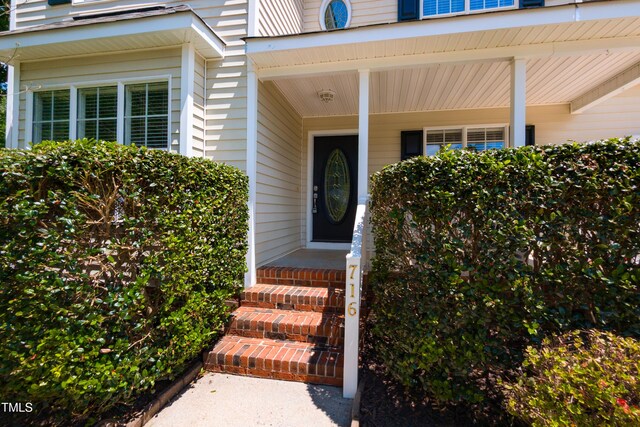 716 Lakeview Ave, Wake Forest, NC 27587 - view of exterior entry