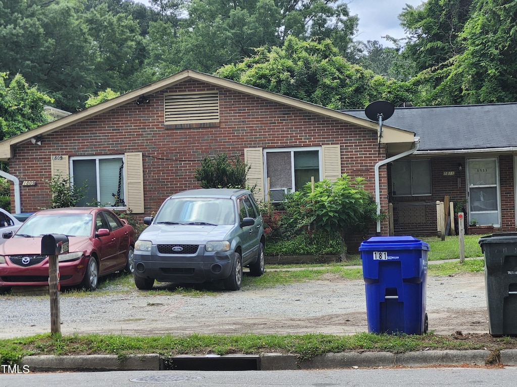 view of front of property with brick siding