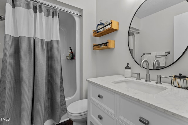 full bathroom with toilet, vanity, and shower / tub combo
