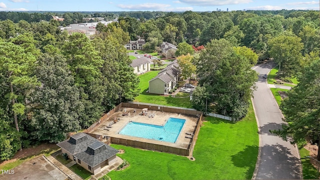 drone / aerial view of a pool