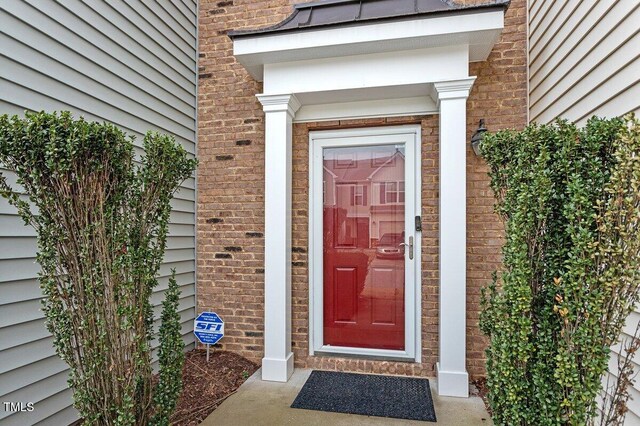 4007 Newell Ln, Raleigh, NC 27616 - entrance to property featuring brick siding
