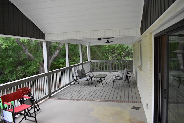 3141 Wagoner Ln Unit 09, Graham, NC 27253 - deck with ceiling fan