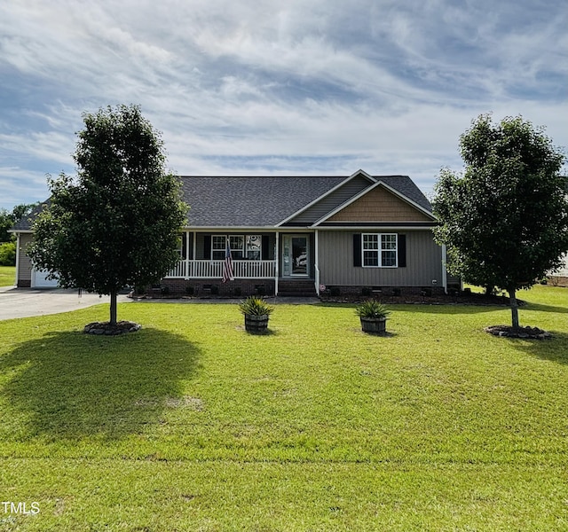59 Long Grass Dr, Smithfield, NC 27577 - view of front facade with crawl space, driveway, a front lawn, a porch, and a shingled roof