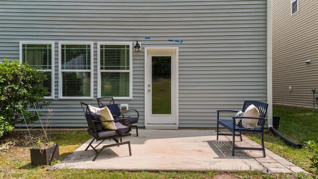 2057 Tanners Mill Dr, Durham, NC 27703 - view of patio