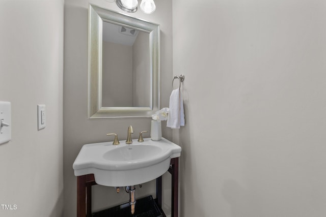 2057 Tanners Mill Dr, Durham, NC 27703 - view of bathroom
