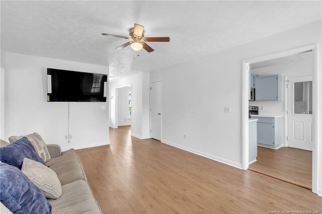 7241 Avila Dr, Fayetteville, NC 28314 - photo 13