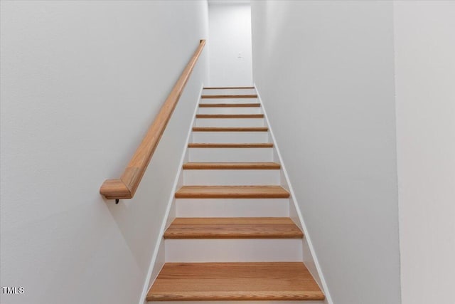 4713 Erwin Rd, Durham, NC 27705 - view of stairs