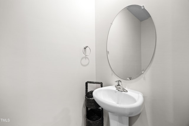 4157 Trevino Dr, Durham, NC 27704 - bathroom featuring a sink
