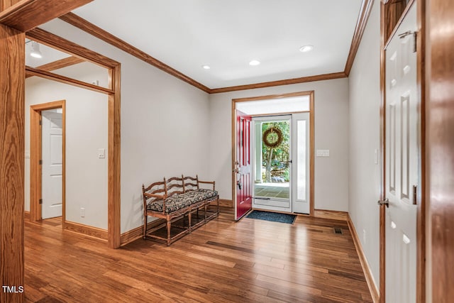 289 Stoneview, Pittsboro, NC 27312 - entryway featuring wood finished floors, baseboards, ornamental molding, and recessed lighting