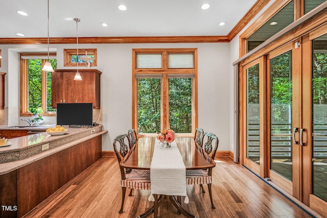 289 Stoneview, Pittsboro, NC 27312 - dining space featuring crown molding, light wood-style floors, recessed lighting, and baseboards