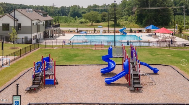 646 Shelford Trl, Zebulon, NC 27597 - community playground with a community pool