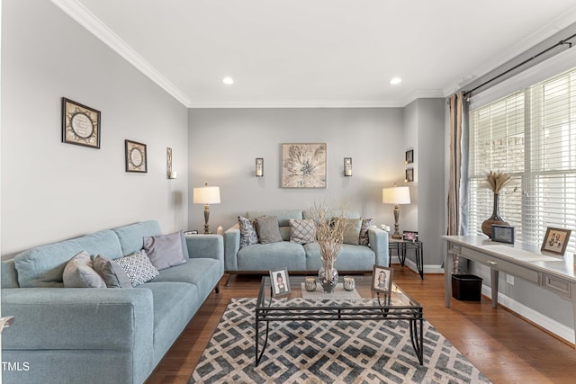 living area with ornamental molding, dark wood-style floors, recessed lighting, and baseboards