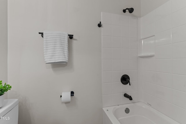 306 Coleman St, Oxford, NC 27565 - bathroom featuring toilet and washtub / shower combination