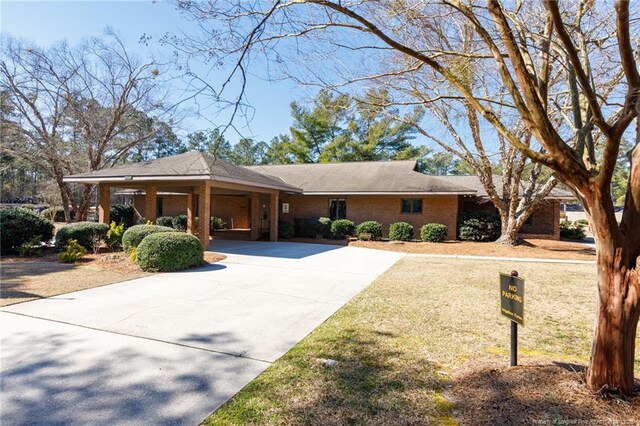 Caddie Ct, Wagram, NC 28396