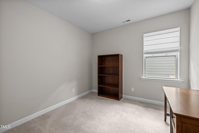 111 Chapel Run Way, Chapel Hill, NC 27517 - unfurnished office featuring baseboards and carpet