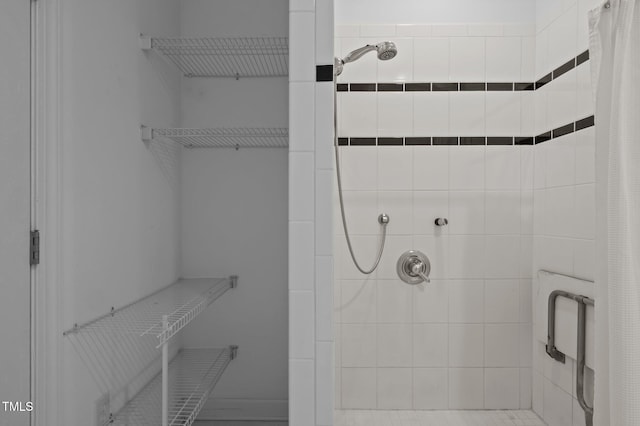 224 Crawford Rd, Hillsborough, NC 27278 - bathroom featuring a tile shower