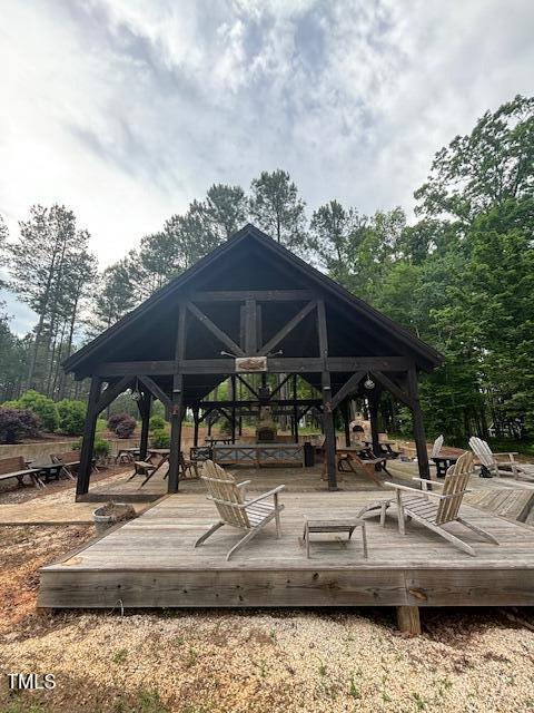 5 Pinnacle Shores Dr, Macon, NC 27551