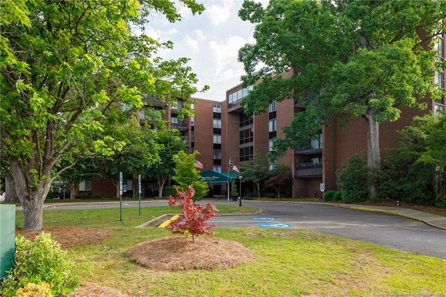 1100 Clarendon St Unit 501, Fayetteville, NC 28305 - view of building exterior