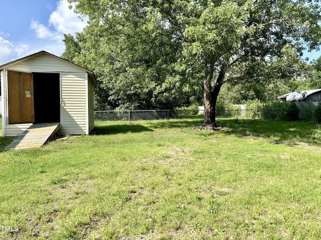 6 First St, Franklinton, NC 27525 - view of yard