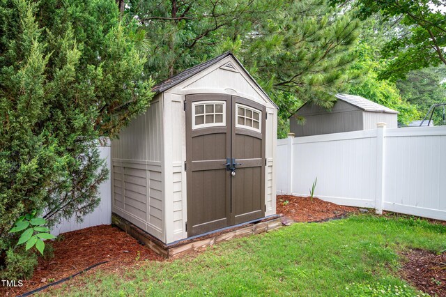 313 Weeping Willow Dr, Durham, NC 27704 - view of shed