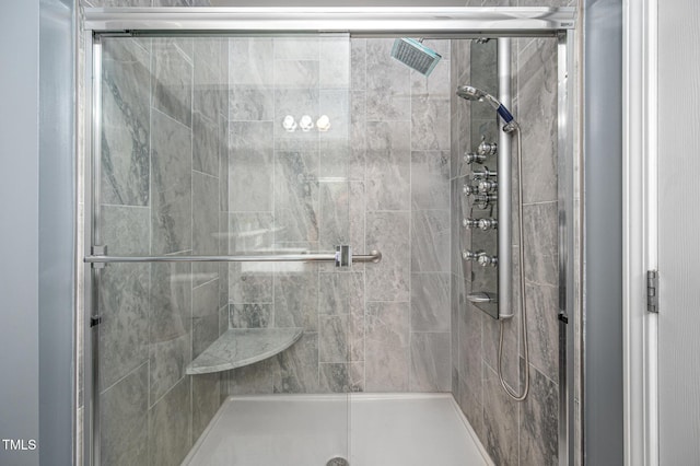 313 Weeping Willow Dr, Durham, NC 27704 - full bathroom featuring a shower stall