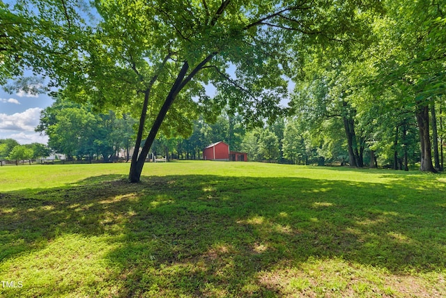 5308 Stableview Ct, Holly Springs, NC 27540 - view of yard with an outdoor structure