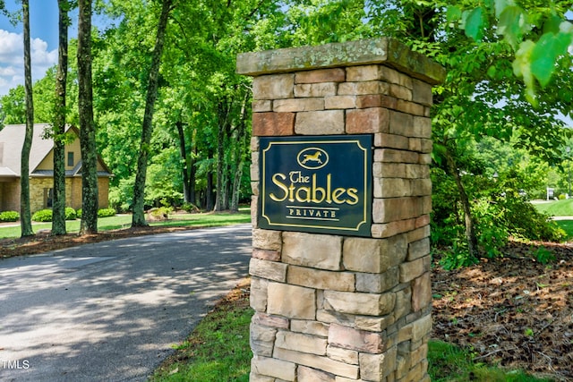 5308 Stableview Ct, Holly Springs, NC 27540 - view of community / neighborhood sign