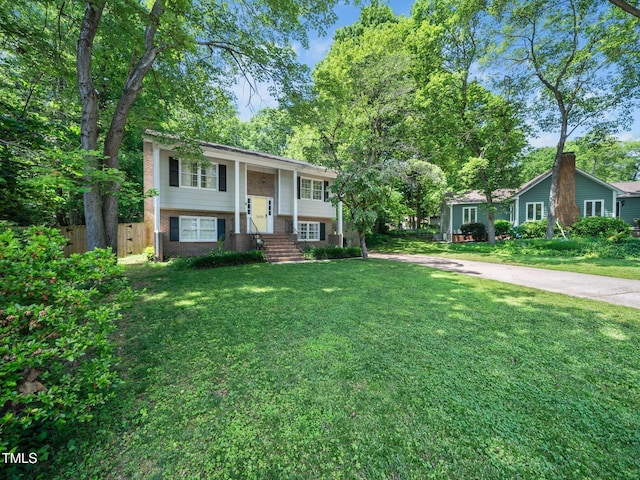 7605 Copper Mine Ln, Raleigh, NC 27615 - split foyer home with brick siding