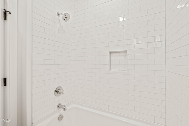 615 Daniels St Unit 215, Raleigh, NC 27605 - full bath featuring washtub / shower combination