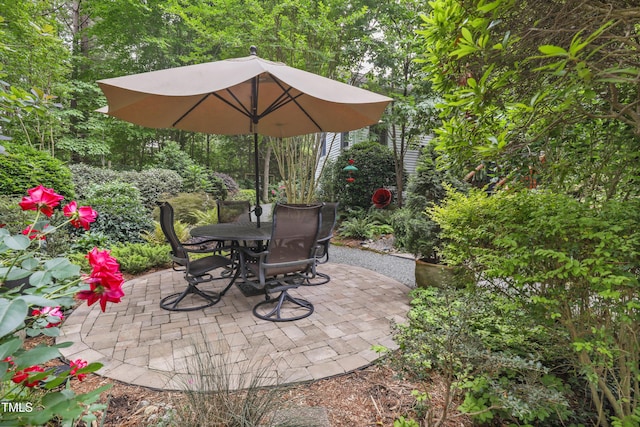 view of patio / terrace with outdoor dining area