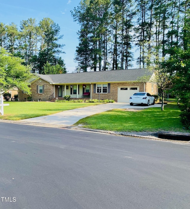 5705 Dobson Dr, Fayetteville, NC 28311 - photo 2