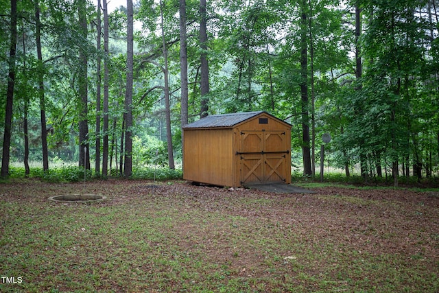 129 Clark Ct, Youngsville, NC 27596 - view of yard