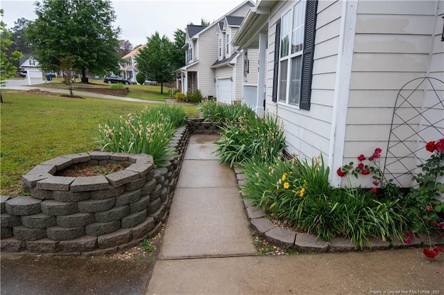 109 Sand Dollar Ct, Raeford, NC 28376 - view of green lawn