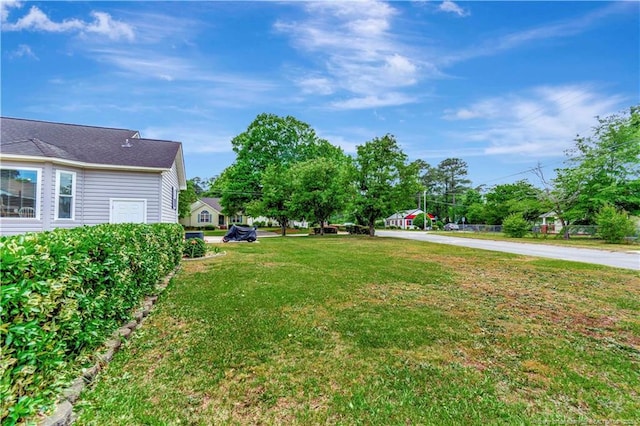 1501 E 6th St, Lumberton, NC 28358 - view of green lawn