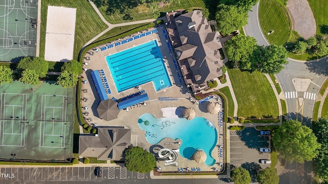 2096 Dowell Ct, Burlington, NC 27215 - aerial view of a pool area