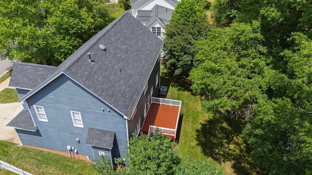 aerial view of property and surrounding area