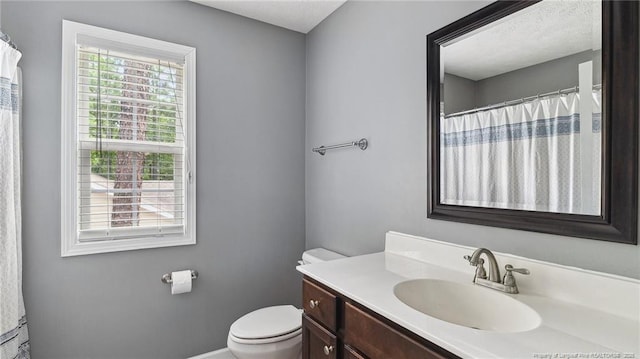 116 Argyll Ave, Aberdeen, NC 28315 - full bath with toilet, vanity, and baseboards