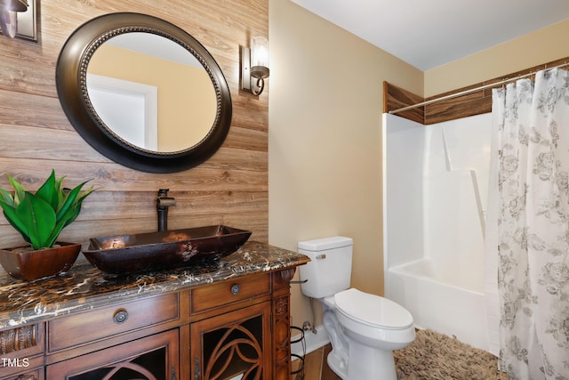 13 Nettletree Creek Ct, Youngsville, NC 27596 - full bathroom with toilet, vanity, and shower / bath combo with shower curtain