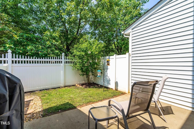 2635 Asher View Ct, Raleigh, NC 27606 - fenced backyard with a patio